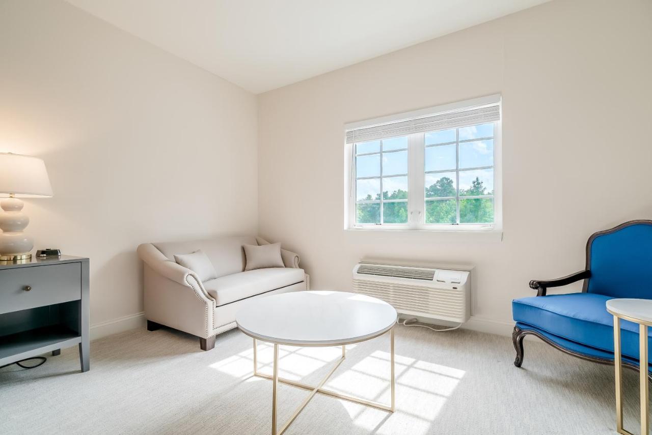 Chateau Renault 3* Egg Harbor City