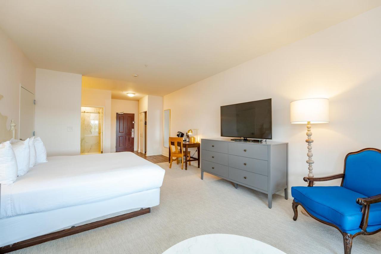 Hotel Chateau Renault Egg Harbor City